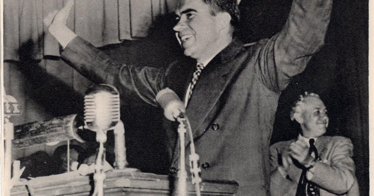 Salt Research The bounding personality of senator Richard Nixon Richard Nixon'ın sınırlayıcı