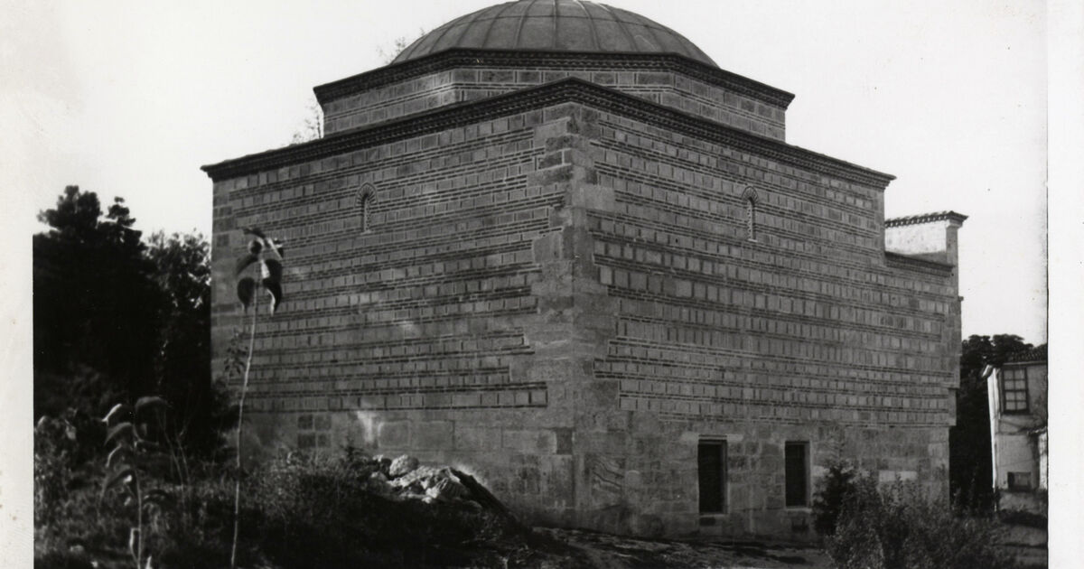 Salt Research: Hatice Sultan Türbesi'nin restorasyondan sonraki vaziyeti